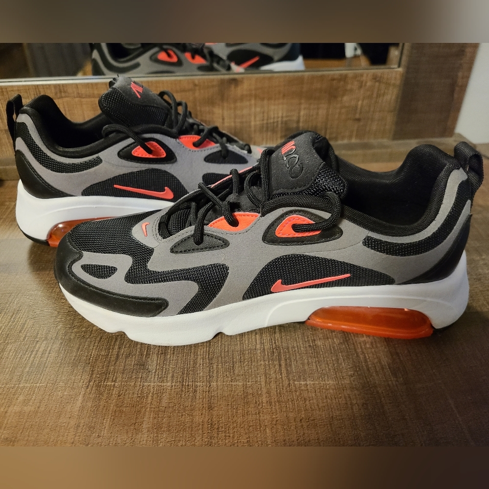 Nike Air Max 200Black Hot Punch (GS) US 7Y
